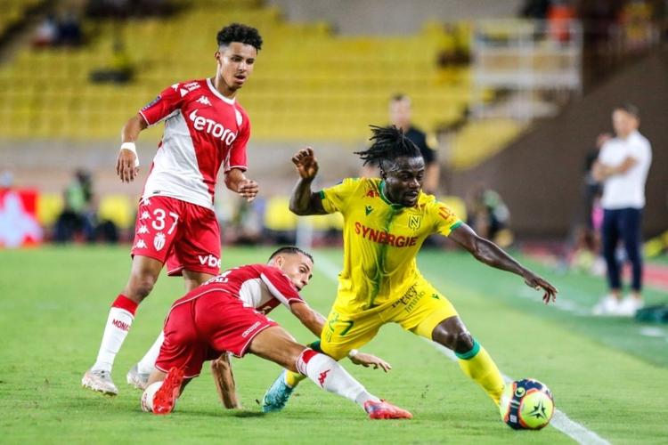 Milan đấu Với Lazio